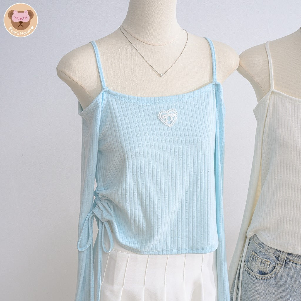 น้อง Meeny Crop เสื้อปาดไหล่สายเดี่ยว ผ้าร่อง เเต่งอกหัวใจ ดีเทลติดอะไหล่หัวใจ กลางอก